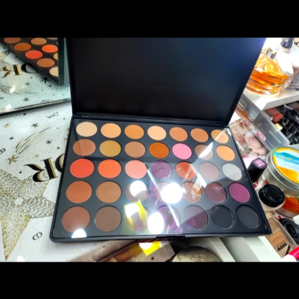 Morphe palette